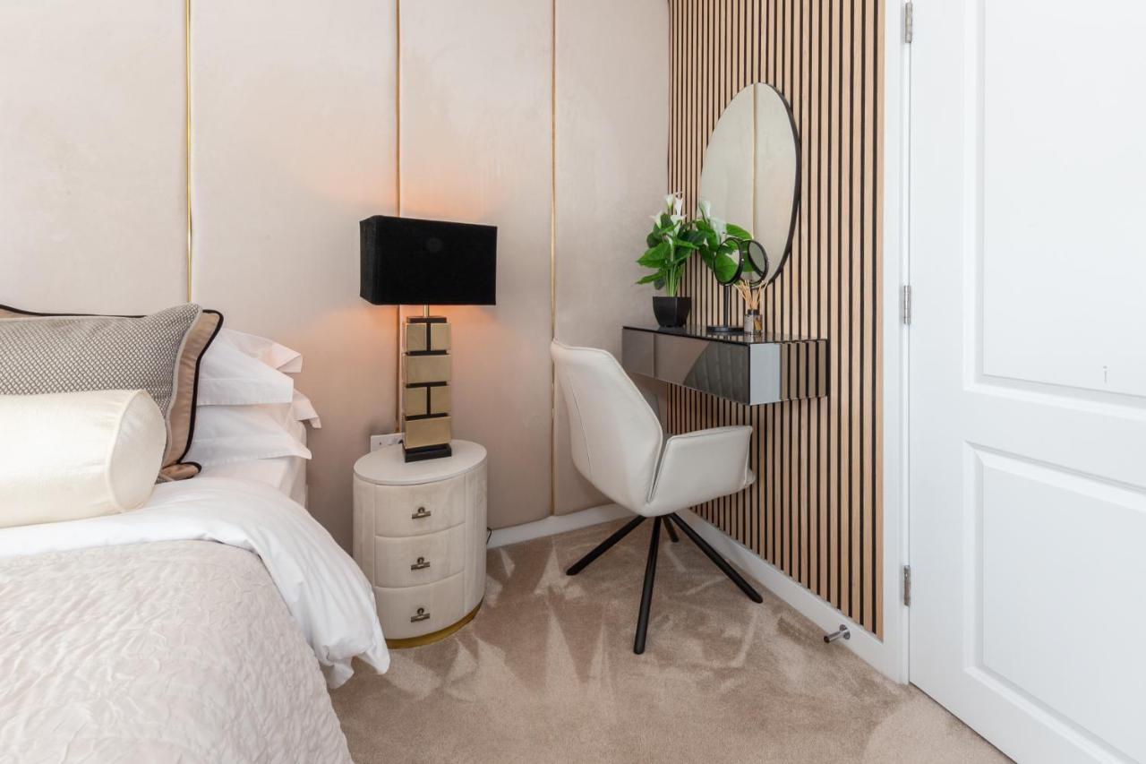 Cozen Villa Edgware Luaran gambar